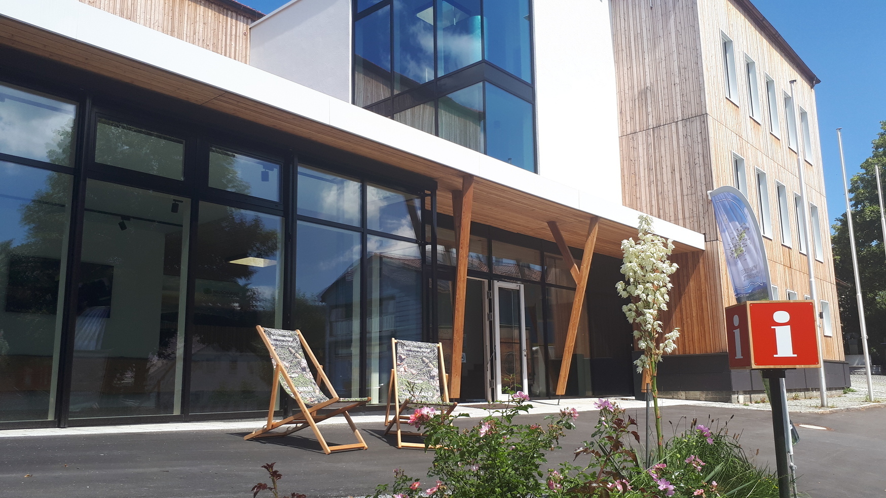 Touristinformation Neuschönau